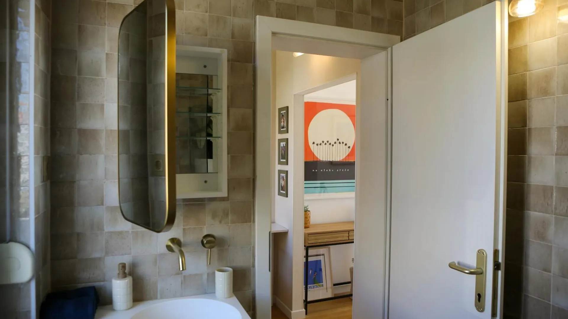 Kiki'S Sea View Open Apartment With Terrace And Jacuzzi Spalato