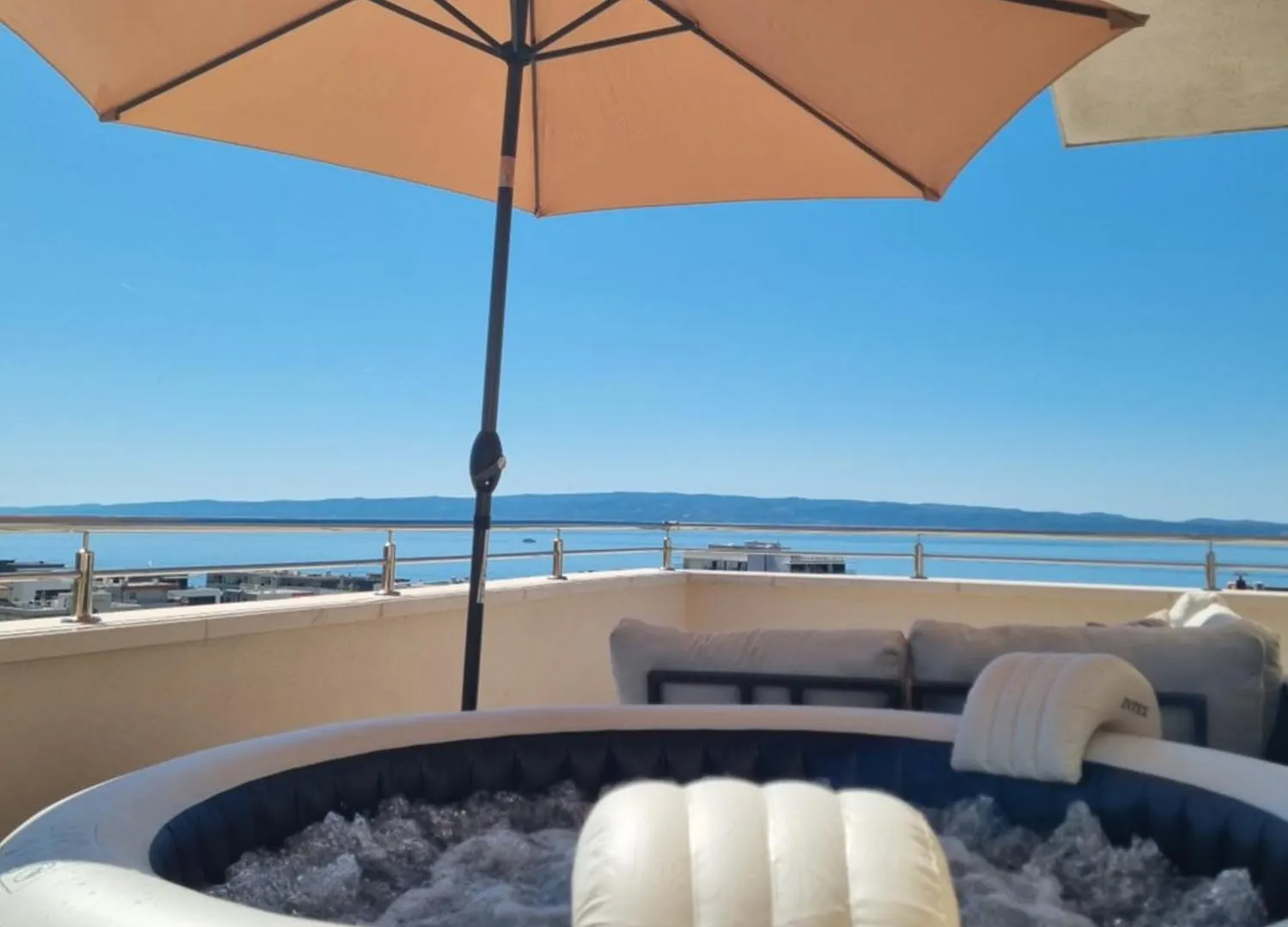 Kiki'S Sea View Open Apartment With Terrace And Jacuzzi Spalato Croazia
